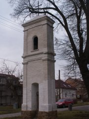 pohled zezadu zleva