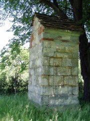 pohled zezadu zleva