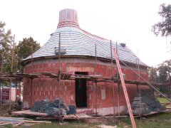 pohled zezadu zleva