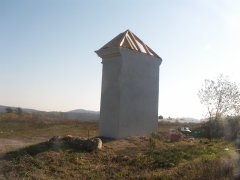 pohled zezadu zprava