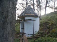 pohled zepředu zprava