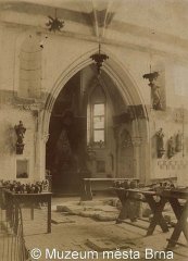 historické foto interiéru kaple