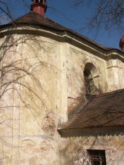 pohled zezadu zleva