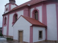 pohled na zadní část zprava