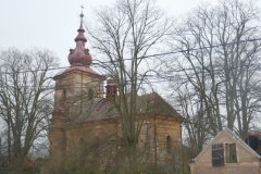 pohled zezadu zprava