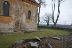 pohled na zadní část zprava