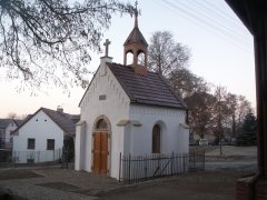 pohled zepředu zprava