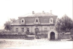 kaple s farou před demolicí