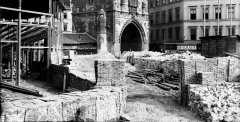 historické foto krátce po zboření kostela - detail