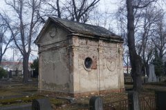 pohled zezadu zleva