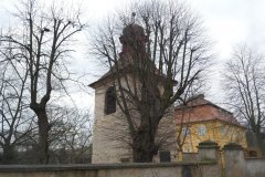 pohled zepředu zleva