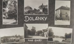 dobová pohlednice vsi s kostelem a zvonicí