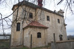 pohled zezadu zleva