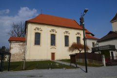 pohled zprava