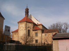 pohled zezadu zleva