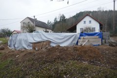 pohled zezadu zprava