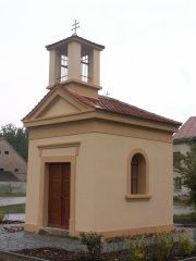 pohled zepředu zprava