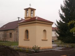 pohled zezadu zprava
