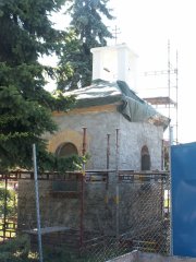 pohled zezadu zleva