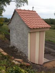 pohled zezadu zleva