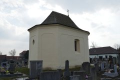 pohled zezadu zleva