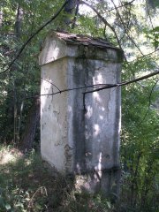 pohled zezadu zleva