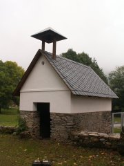 pohled zepředu zprava