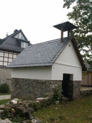 pohled zepředu zleva