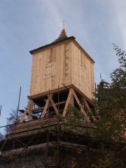 pohled zezadu zleva