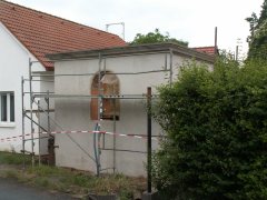 stavba nové kaple - pohled zezadu zprava