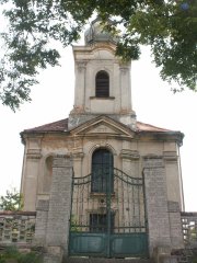 průčelí kostela