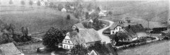 výřez detailu s kapličkou z předchozí pohlednice