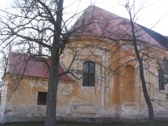 pohled na zadní část zleva