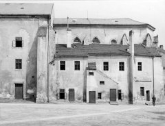 pohled na presbytář od jihu