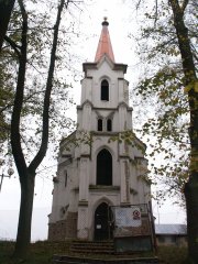 průčelí kaple