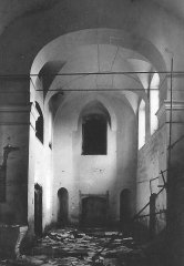 historické foto interiéru kostela