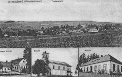 dobová pohlednice vsi s kostelem