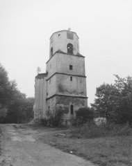 torzo kostela po požáru