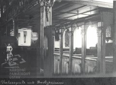 historické foto interiéru kostela