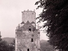 historické foto torza kostela
