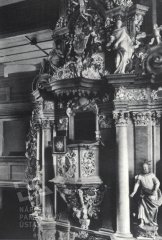 historické foto interiéru kostela