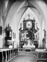 historické foto interiéru původního kostela