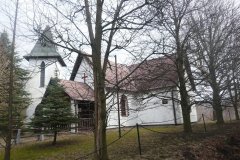 pohled zezadu zprava
