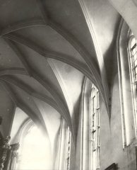 historické foto interiéru kostela