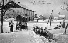 historické foto kaple (vpravo)