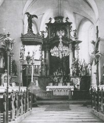 historické foto interiéru kostela