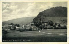 celkový pohled na ves s kostelem
