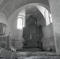historické foto interiéru kostela