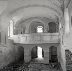 historické foto interiéru kostela