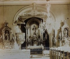 historické foto interiéru kostela